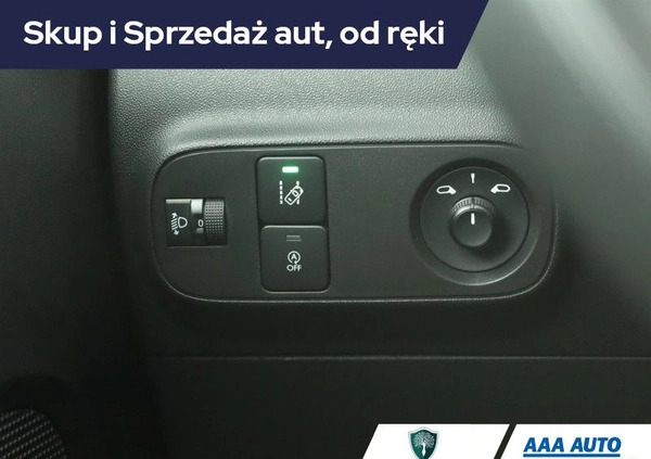 Citroen C3 cena 47000 przebieg: 36520, rok produkcji 2019 z Radom małe 172